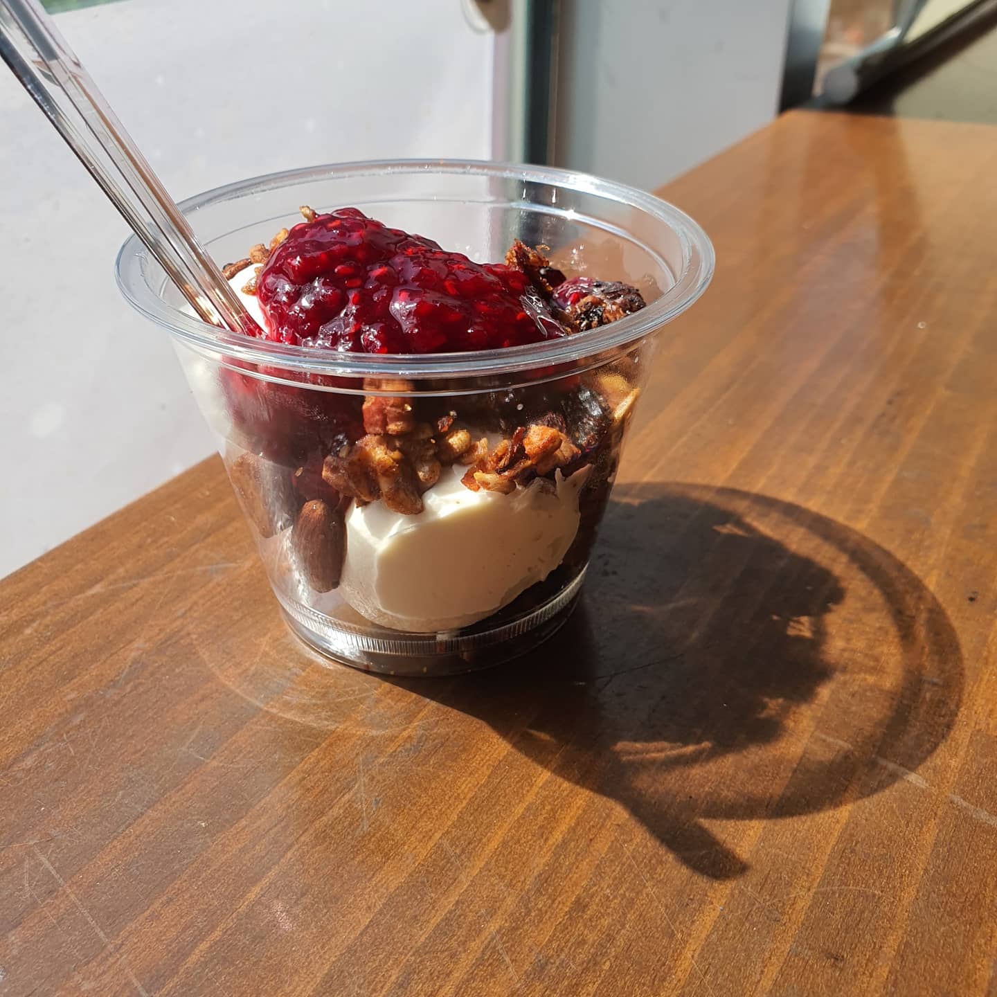 그릭 요거트 (꿀&그래놀라)